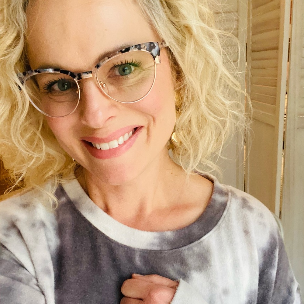 Meet your Posher, Amy